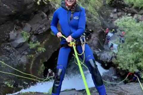 Go Explore Canyoning Level 2 (Nun's Valley) .