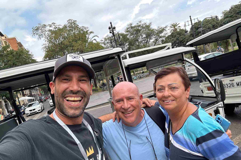 Málaga: Tuk-Tuk Tour 1-HOUR MÁLAGA TUK-TUK TOUR