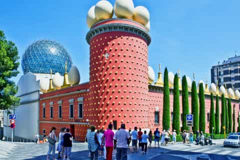 from barcelona private figueres pubol fullday tour