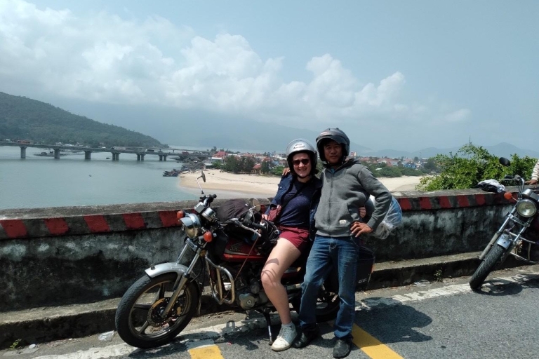 Easy Rider Tour przez przełęcz Hai Van z Hue lub Hoi An (w 1 stronę)Z Hoi An/Da Nang do Hue (w 1 stronę)