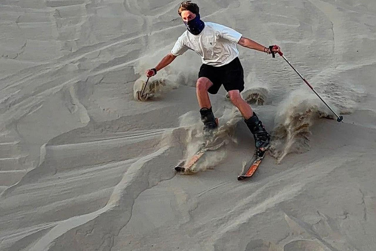 Huacachina: Dune Buggy, Sandboard, Sunset, and Campfire with Cocktails
