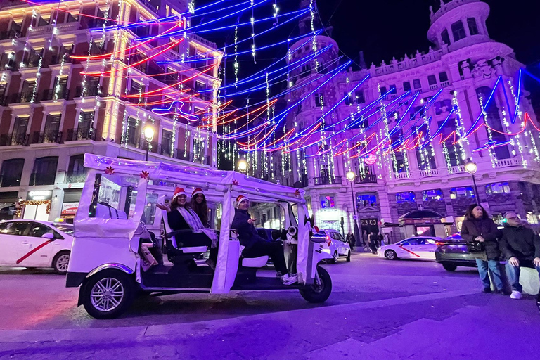 Madryt: &quot;Świąteczny Tuk Tuk. Luksusowe światła i radosna przejażdżka&quot;Dwie godziny świątecznej przejażdżki tuk-tukiem. Światła i radosna jazda