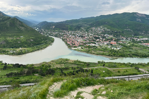 Mtskheta Tour (Chronicles of Georgia, Jvari, Svetitskhoveli)