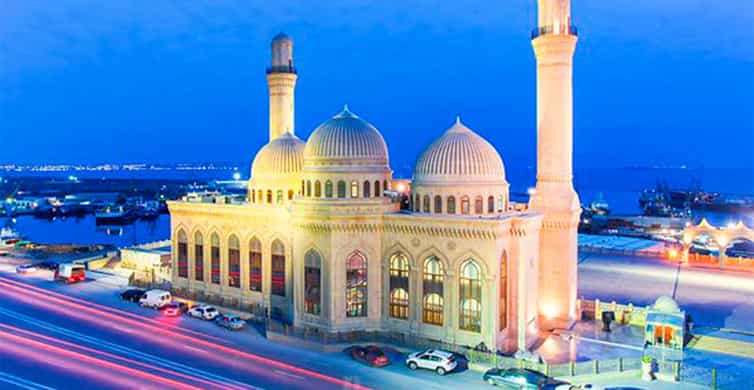 Baku: Pink Lake, Candy Cane & Beshbarmaq & Street Food Bite photo 3