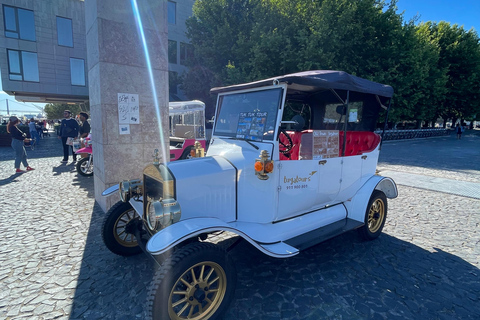 Lisbon: Vintage Electric Tuk-Tuk Guided Tour with Tastings