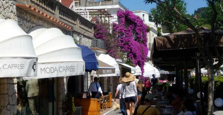 Ab Neapel: Tagestour zur Insel Capri mit Mittagessen
