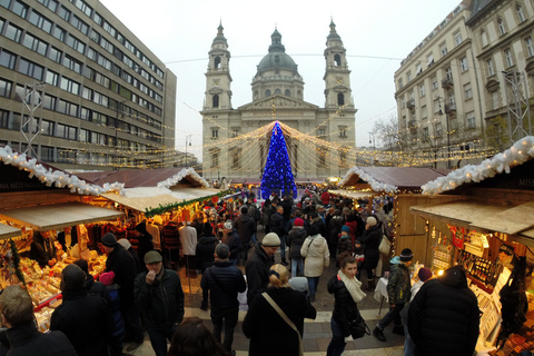 Tour a piedi di Natale a Budapest con ingresso alla BasilicaOpzione standard