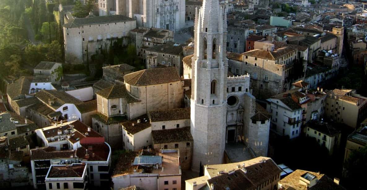 Girona and Figueres Full-Day Tour with Hotel Pick Up