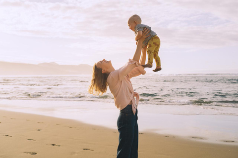 Gran Canaria: Las Palmas - Beach & City Private Photoshoot Super Premium: 75 photos | 90 mins