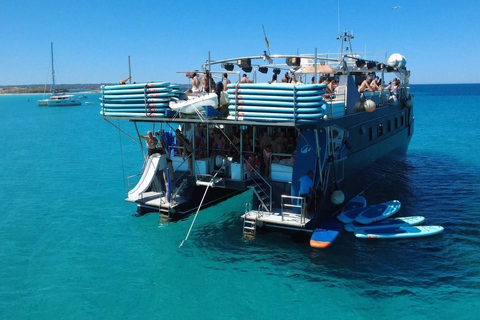 Ibiza: Boat to Formentera with VIP bed, open bar, breakfast, lunch, dinner Full Experience with Sunset (in advance, phase 3)