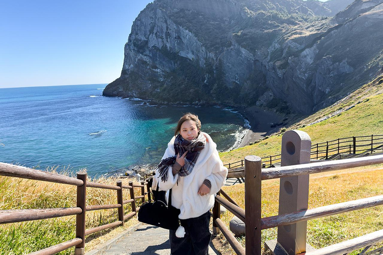 Jeju: Udo Island, Seongsan & Tangerine Picking Tour