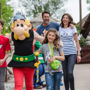 Paris: Parc Astérix 1-Day Ticket