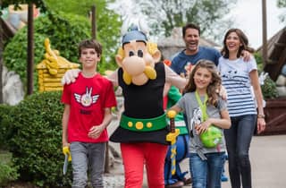 Paris: Parc Astérix 1-Day Ticket