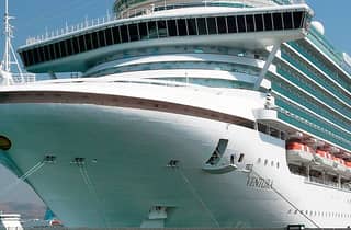 Privattransfer ab Hafen Civitavecchia nach Rom/zum Flughafen