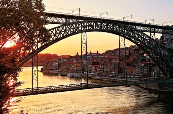 porto excursão histórica de meio dia e degustação de vinhos