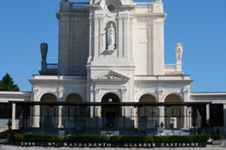 Tour día completo Fátima Coimbra desde OportoTour desde punto de encuentro