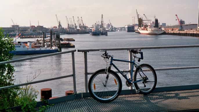 hamburg bike tour of the speicherstadt old harbor
