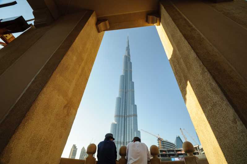 Dubai: Eintrittskarte Für Etage 124 Und 125 Des Burj Khalifa | GetYourGuide