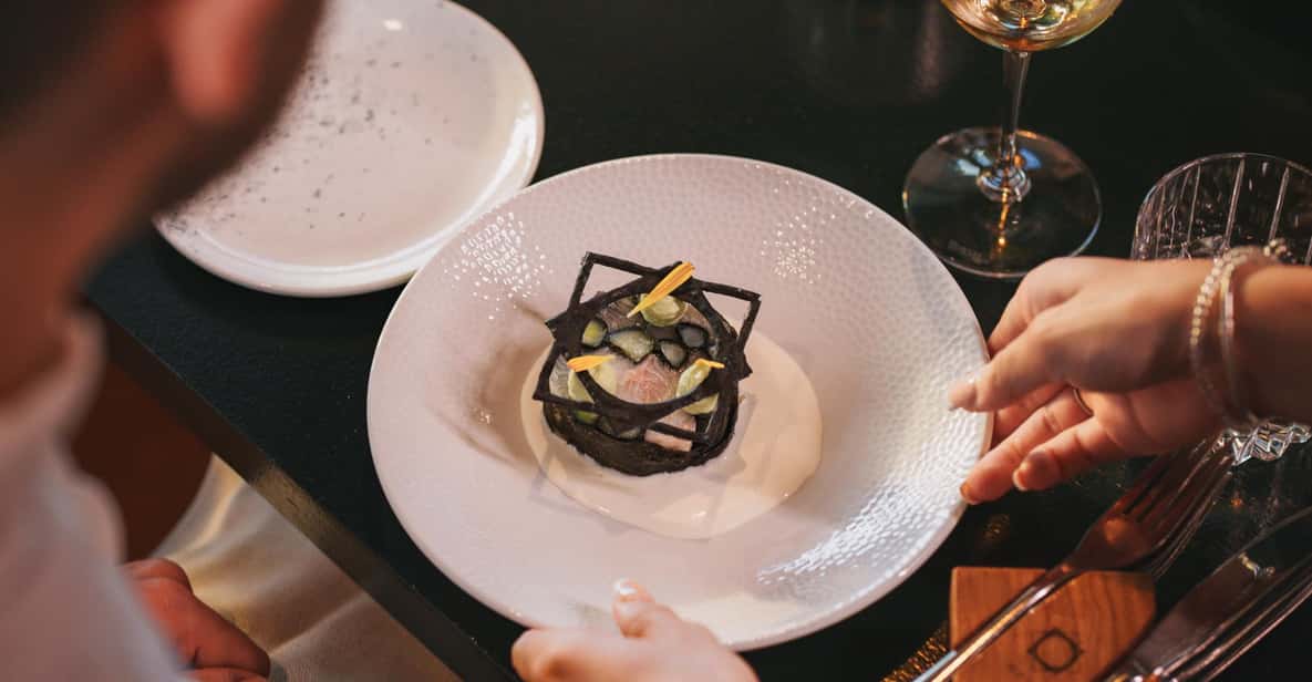 Afbeelding 3 van Amsterdam: A'DAM Lookout met ronddraaiend restaurant Moon