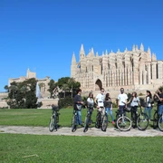 Geführte Fahrrad Tour durch die Altstadt von Palma de Mallorca