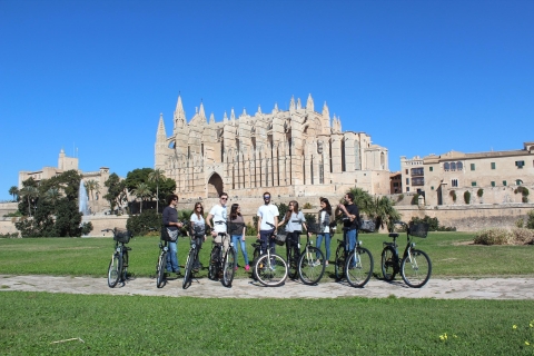 Tour guiado en bici del casco antiguo de Palma de Mallorca