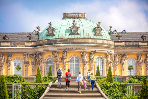 Berlin : Visite guidée privée de Potsdam - Visite privée en voiture