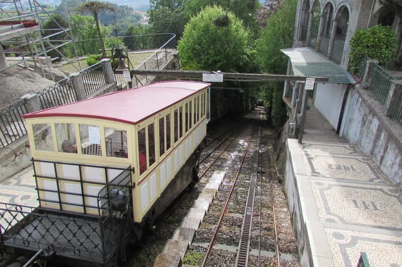 Tour privato di mezza giornata della città di Braga GetYourGuide