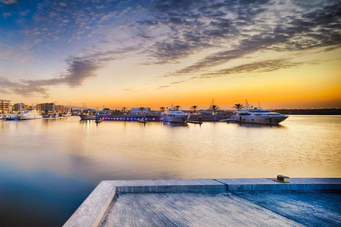 Muscat: Almouj Marina Magical Sunset Boat Cruise Experience