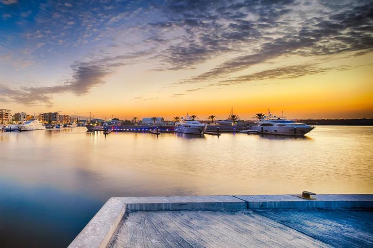Muscat: Almouj Marina Magical Sunset Boat Cruise Experience