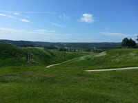 Visita privada de día completo a Vilna, Trakai y Kernave - Hizvo