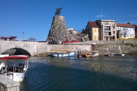 Desde Podgorica: NP Lago Skadar, excursión de un día a San Stefan y Kotor