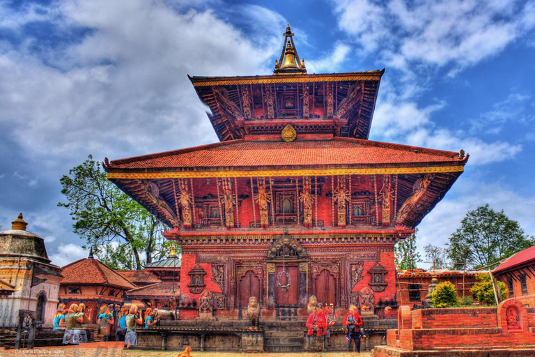 Kathmandu: 2-Day 7 UNESCO Heritage Tour & Nagarkot Sunrise