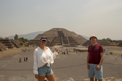 VUELO EN GLOBO TEOTIHUACAN, DESAYUNO EN CUEVA Y RECOGIDAVUELO EN GLOBO SOBRE TEOTIHUACAN Y RECOGIDA EN LA CDMX