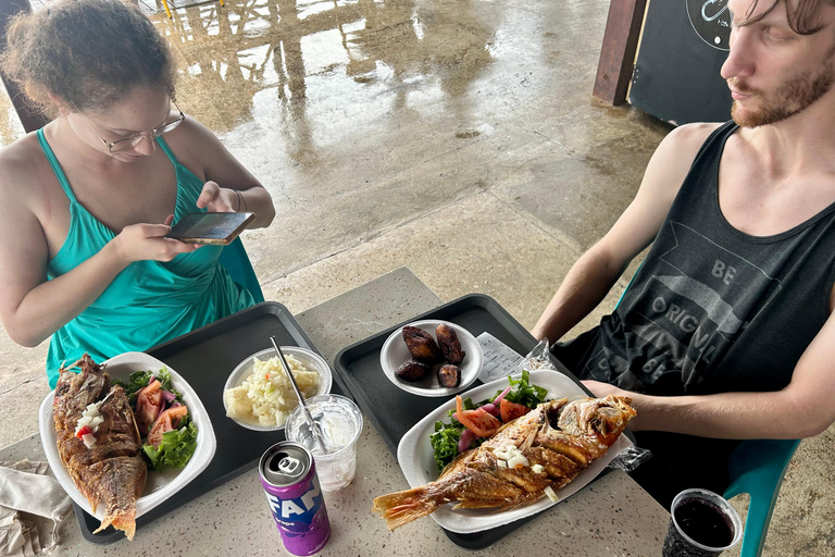 Au départ de San Juan : visite culinaire de la plage de Pinones et des barsAu départ de San Juan : excursion à la plage et aux bars de Pinones