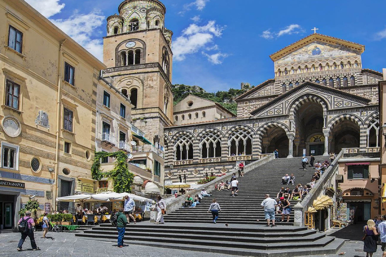 Amalfi Coast by Vintage Fiat 500 or 600 from Sorrento Full-Day Private Tour by Vintage Fiat from Naples