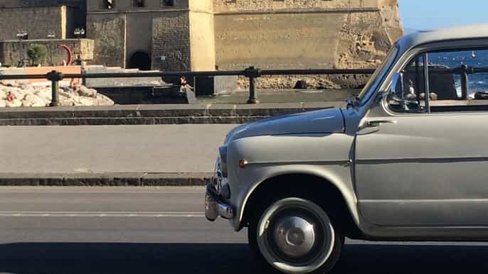 naples food tasting tour by vintage fiat 500 / fiat 600