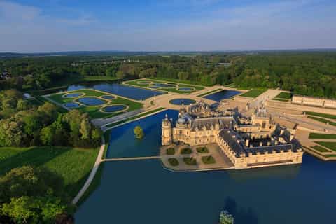 grandes Écuries du prince de condé et château de chantilly