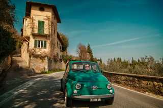 Degustazione di vini a Firenze e pranzo toscano in una Fiat 500 d'epoca