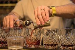 Manchester: Private Cocktail-Masterclass & sizilianisches Essen