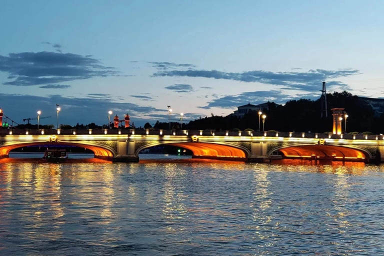Guilin: 4-Seen-Bootstour bei Nacht mit Hin- und Rückfahrt