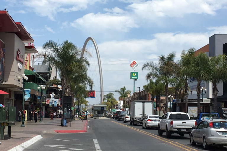 From San Diego: Tijuana City Guided Tour and Food Tasting