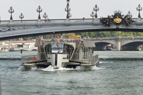 París: crucero de 1 h y comida bistróParís: crucero y almuerzo en el Bistro Parisien