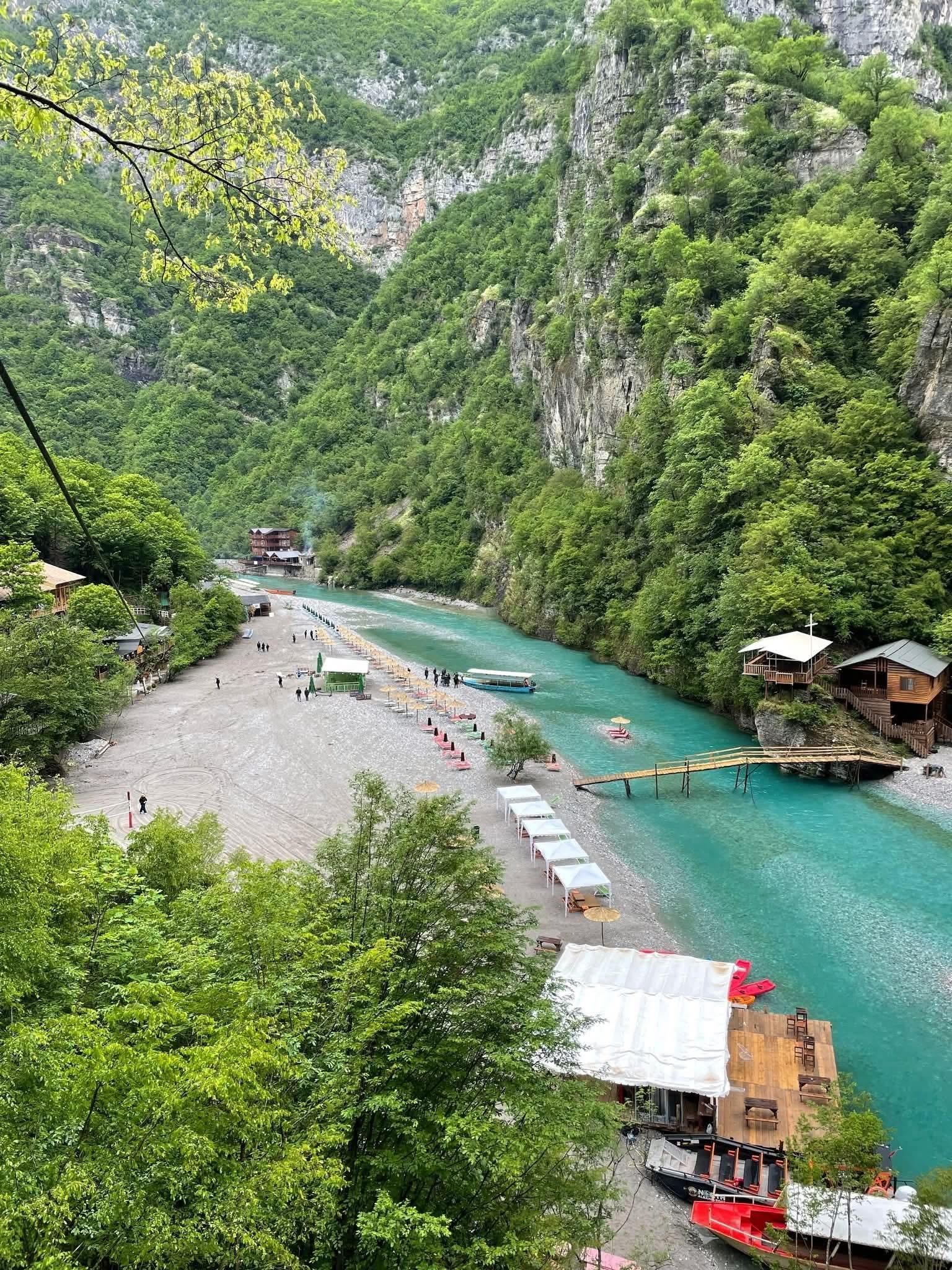 Von Shkodër aus: Koman-See & Shala-Fluss – Bootstour