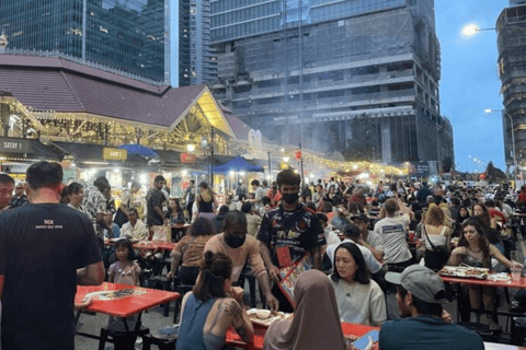 Tour noturno de assinatura: Passeio pela Marina com provas de comidaJunta-te ao grupo