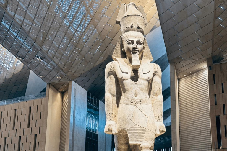 Hurghada: Cairo bus tour to Pyramids, kings Mummies museum Giza Pyramids , sphinx & Kings Mummies Museum
