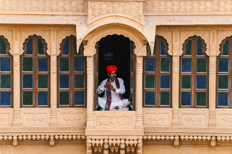 8-Day Tour: Agra, Jaipur & Jaisalmer Immersion