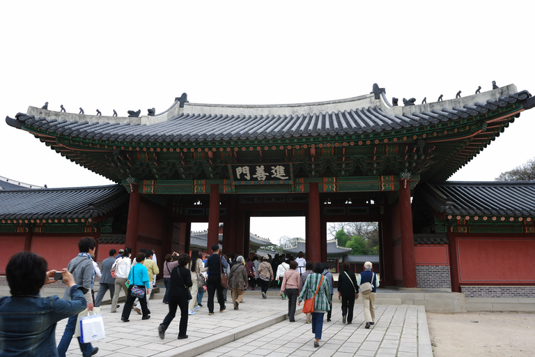 Seoul: Full-Day Royal Palace and Shopping Tour