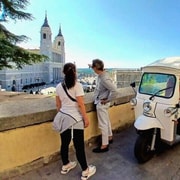 Madrid: Private Tuk-Tuk Tour with Personalized Pickup