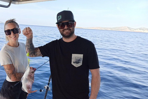 Atenas: Experiencia de pesca en barco con comida marinera