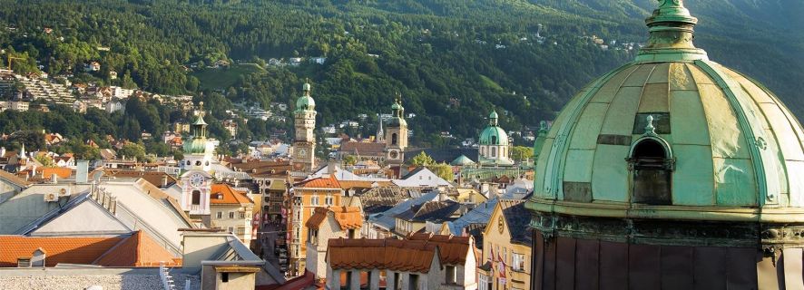 Ab Salzburg: Private Tagestour nach Innsbruck und Swarovski